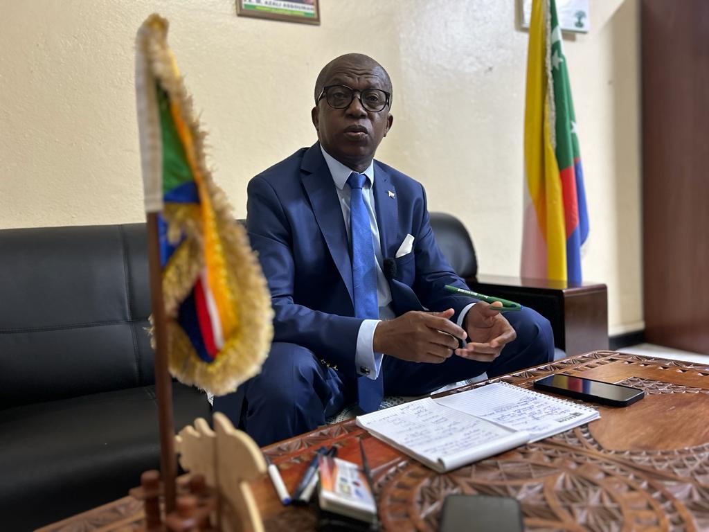 Djaé se donne six mois pour régulariser la situation des enseignants